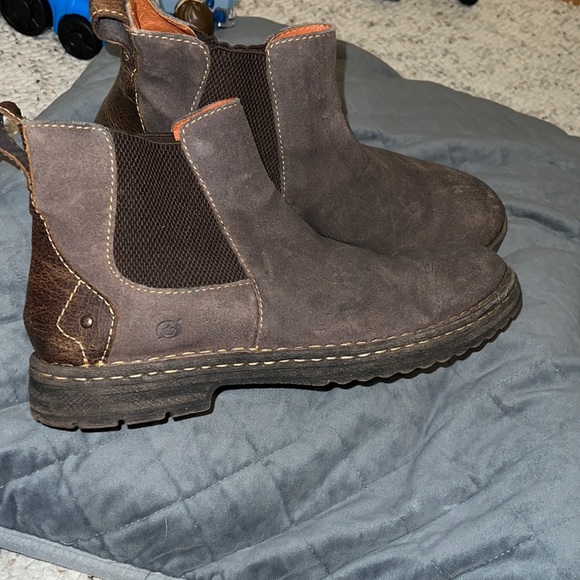 Beautiful and comfortable boots - Picture 1 of 2